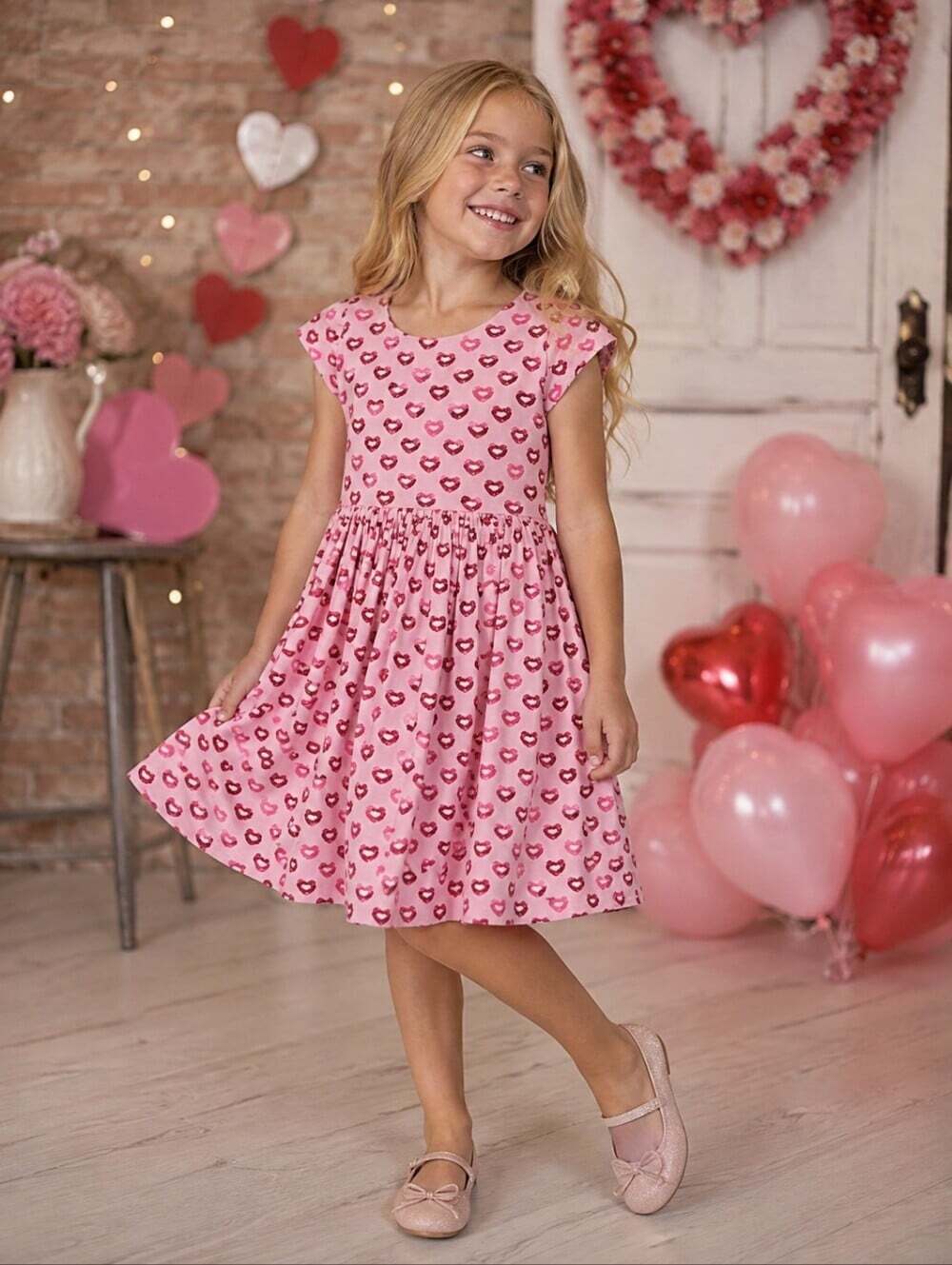 H&M Girls Pink Lip Print Party Dress Tulle Skirt Valentine's Day Size 7-8Y
